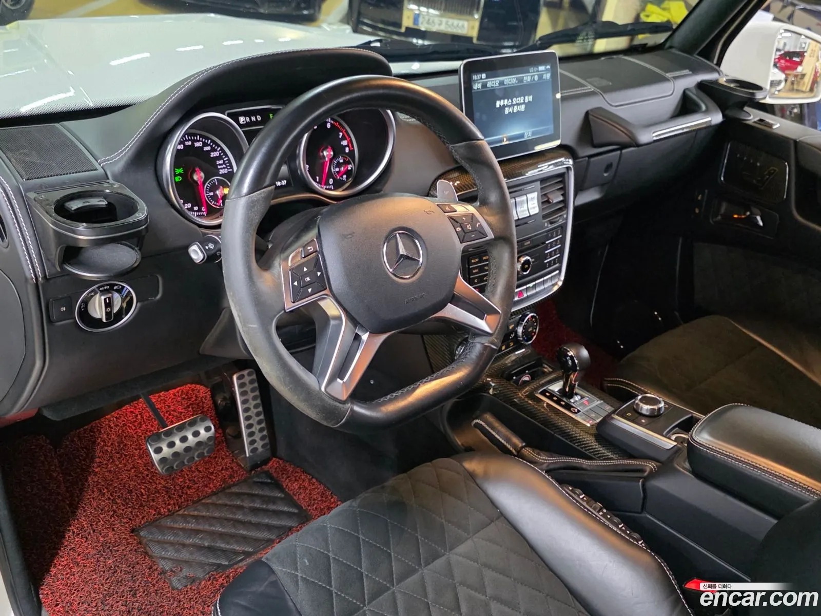 Mercedes-Benz G-Class W463 2017 — 18