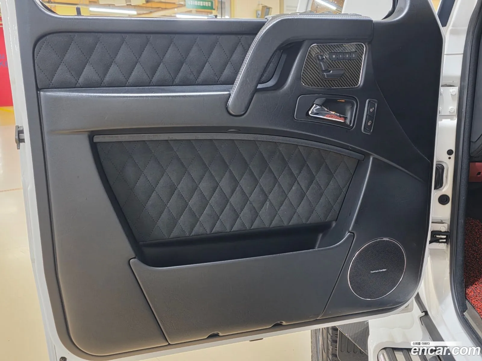Mercedes-Benz G-Class W463 2017 — 11