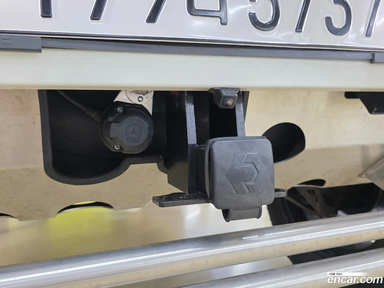 Mercedes-Benz G-Class W463 2017 — 8