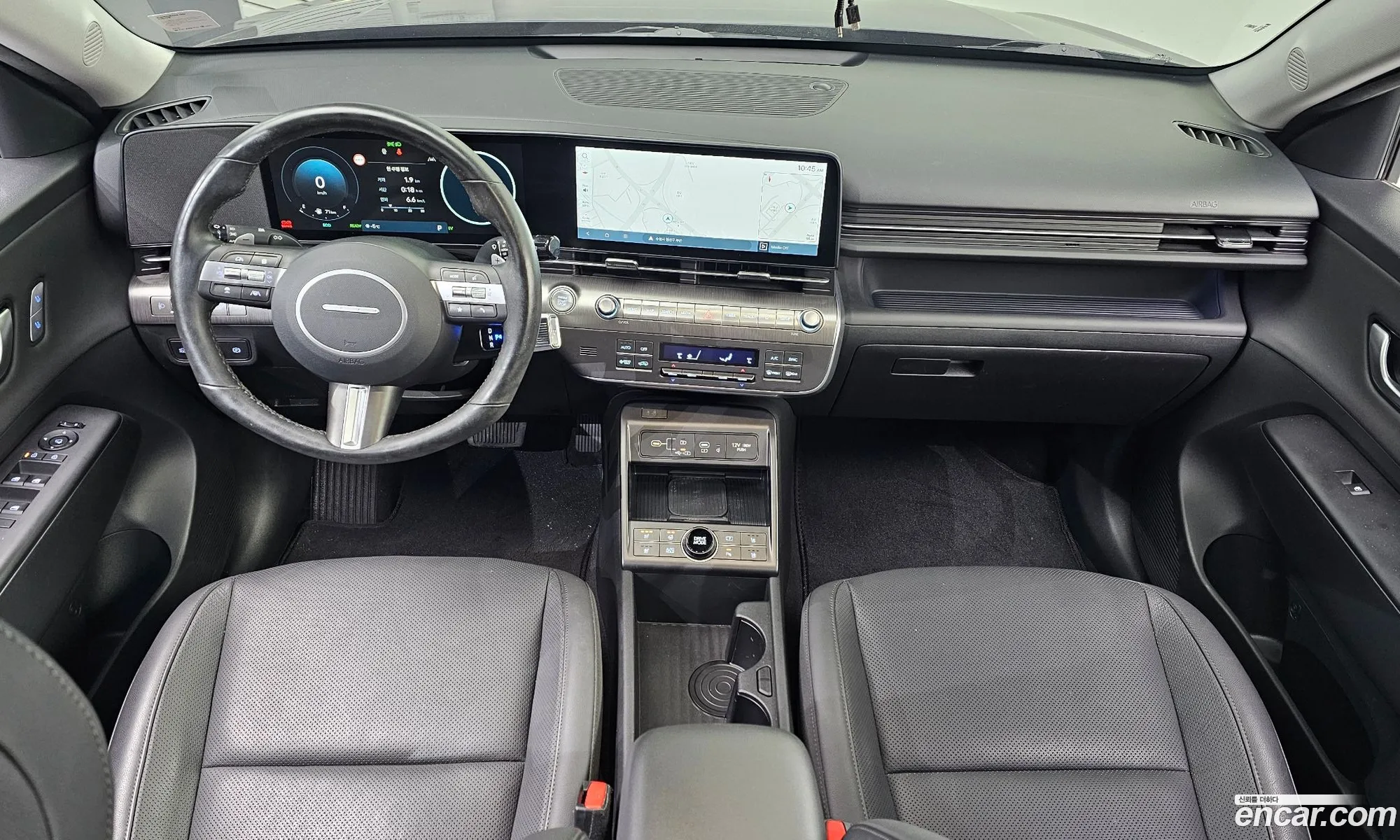 Hyundai Kona Hybrid 2023 — 9