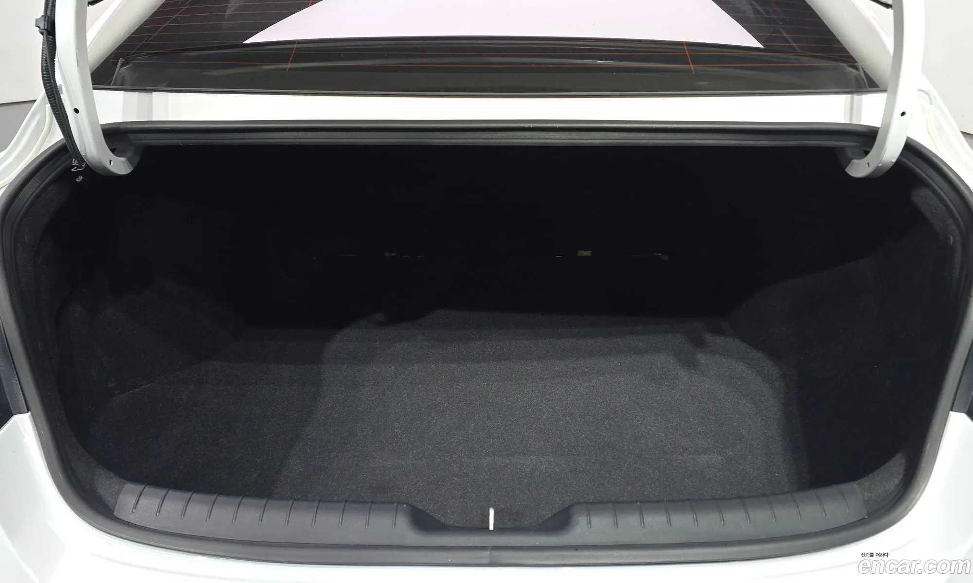 Hyundai Elantra 2021 — 13