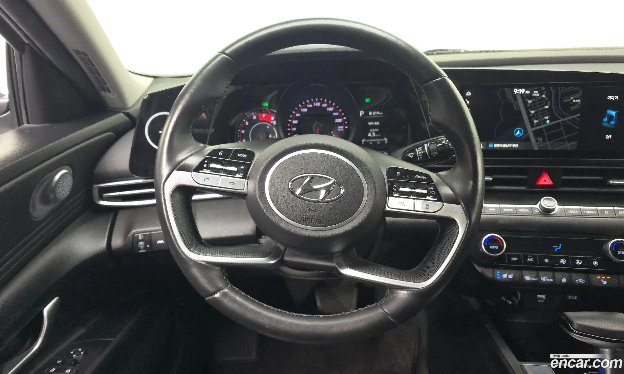 Hyundai Elantra 2021 — 4