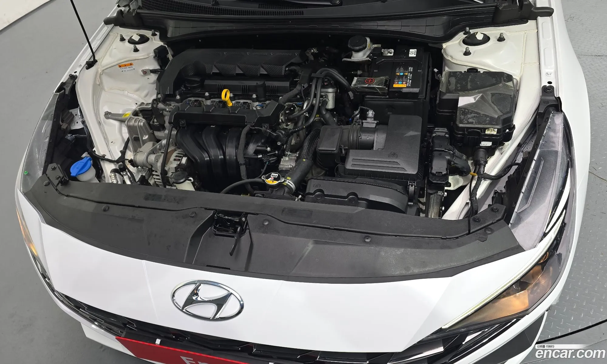 Hyundai Elantra 2021 — 10