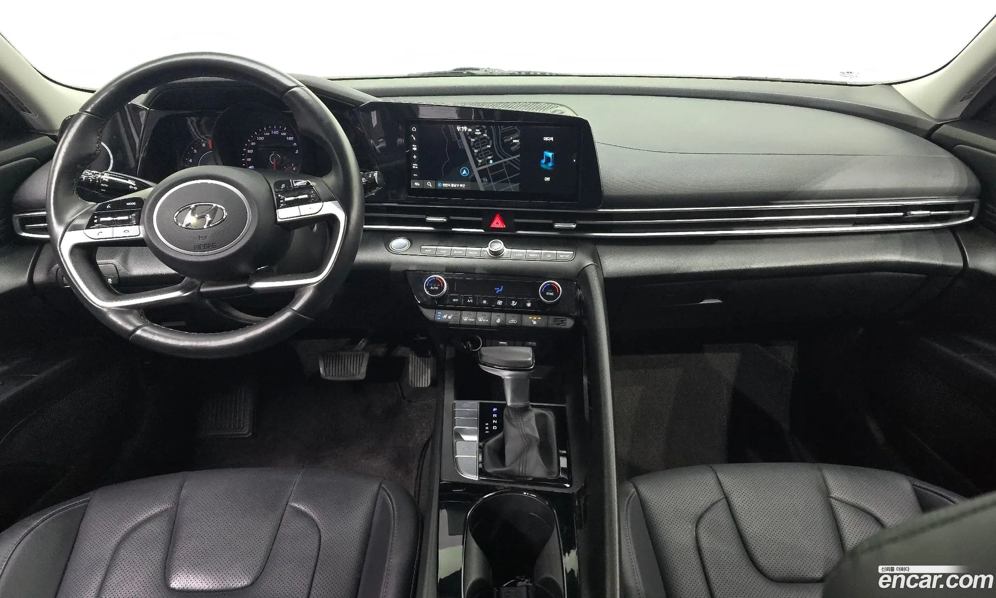Hyundai Elantra 2021 — 18