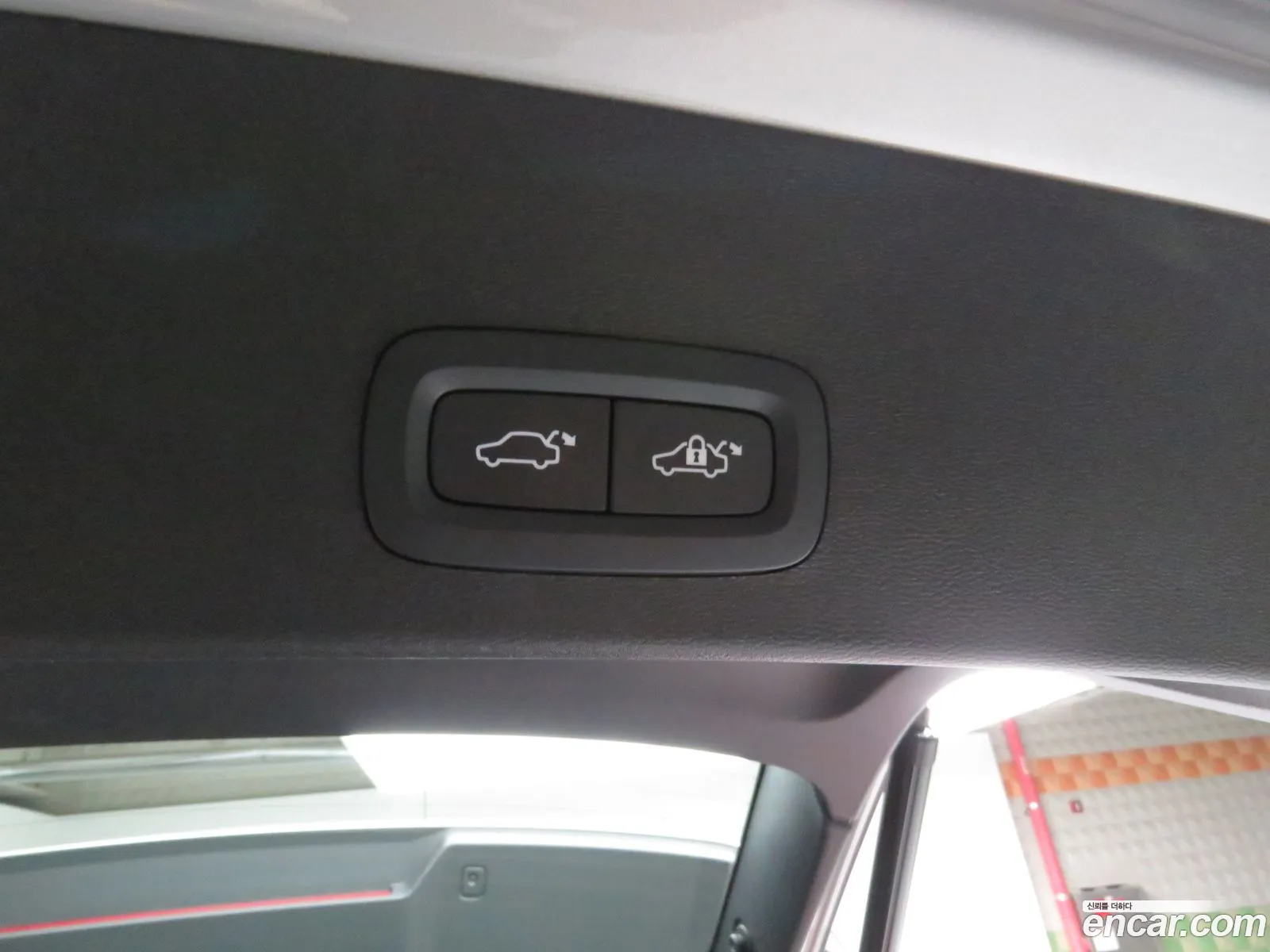 Volvo XC40 2025 — 5