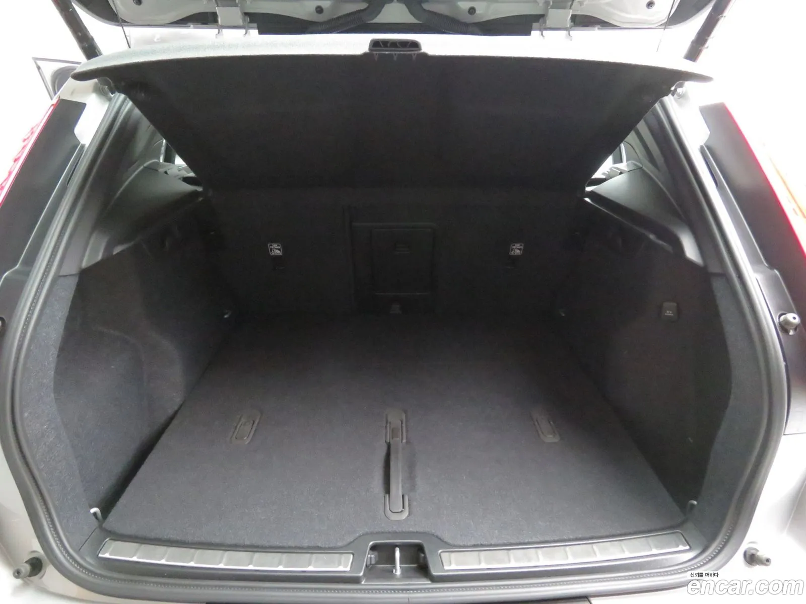 Volvo XC40 2025 — 11