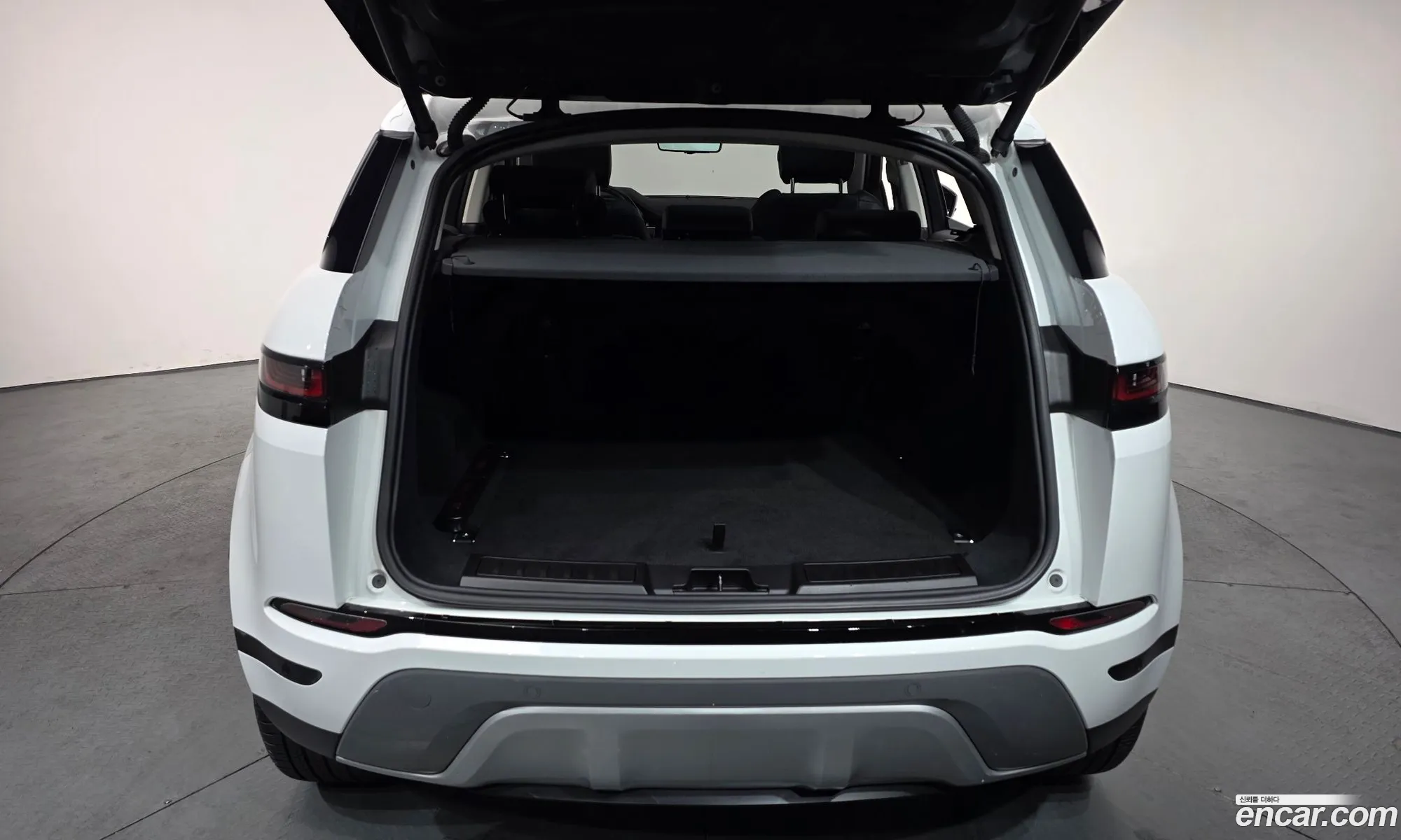 Land Rover Range Rover Evoque 2021 — 21