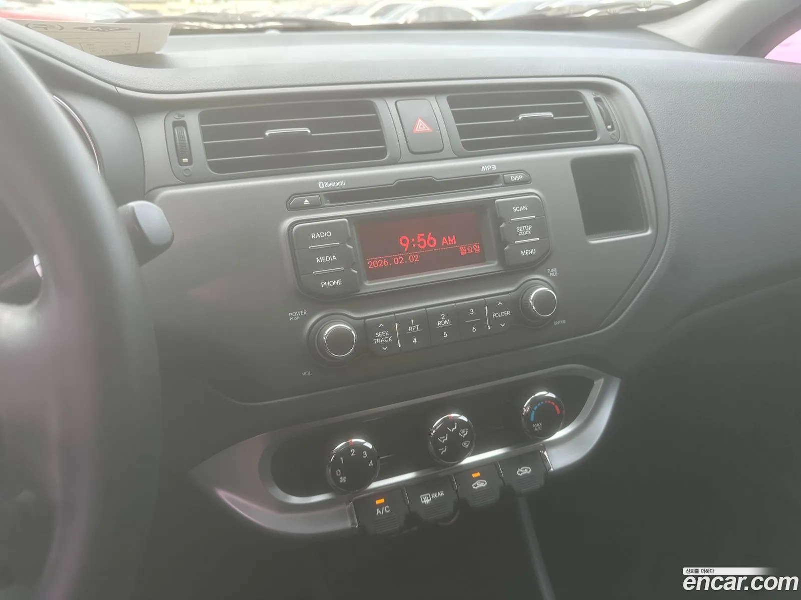 Kia Pride 2014 — 4