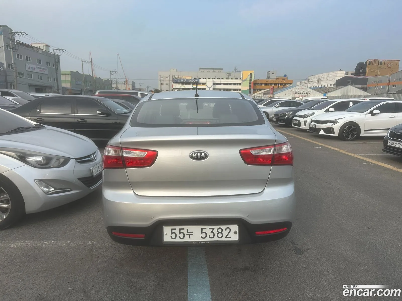 Kia Pride 2014 — 18