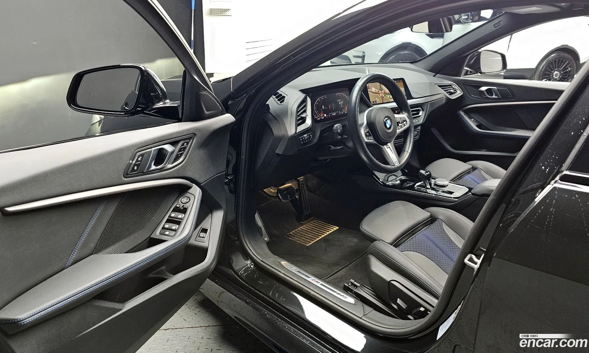 BMW 1 Series 2023 WBA7L7103P7M73953 — 5