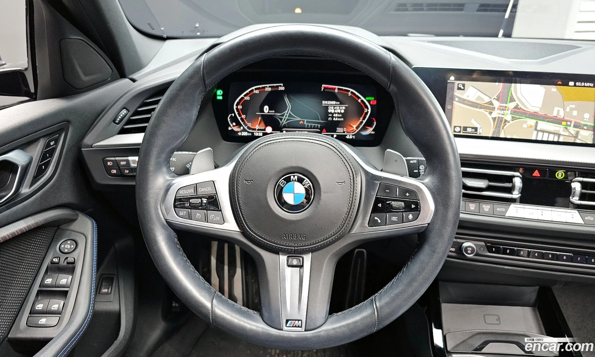 BMW 1 Series 2023 WBA7L7103P7M73953 — 2