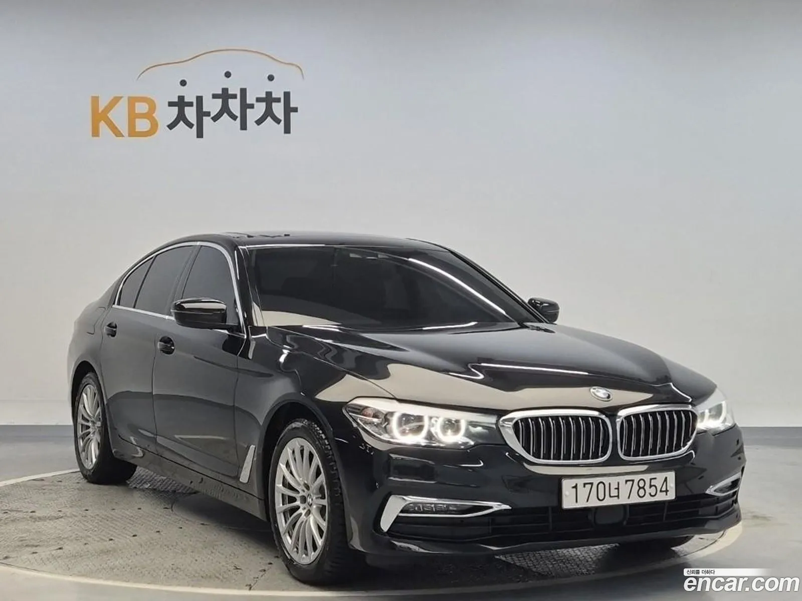 BMW 5 Series 2020 — 19