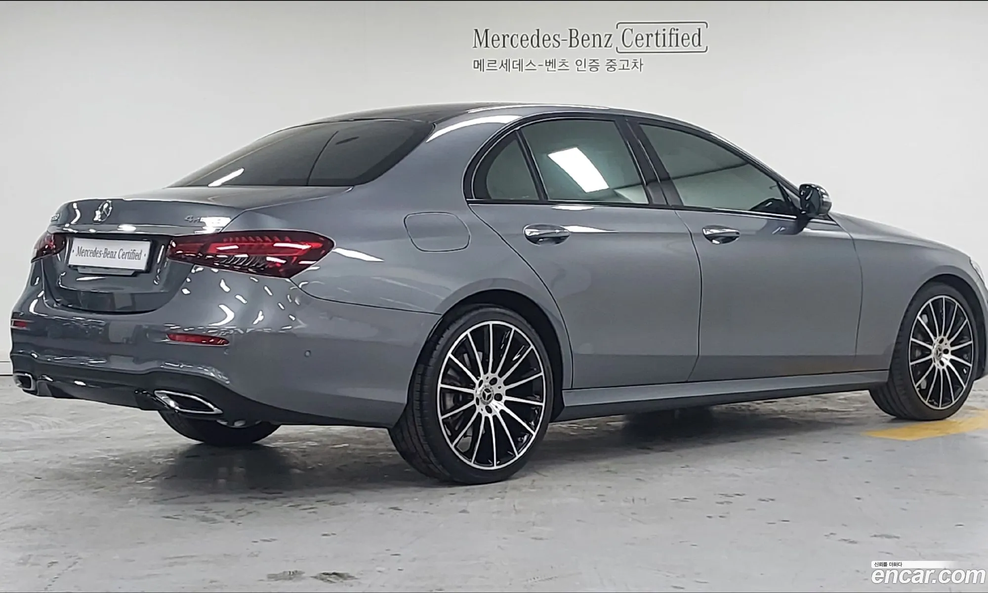 Mercedes-Benz E-Class W213 2022 — 14