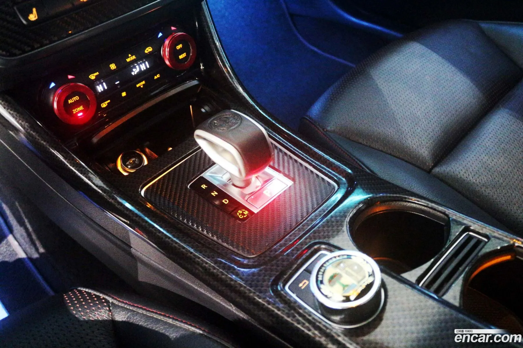 Mercedes-Benz CLA-Class C117 2015 — 17
