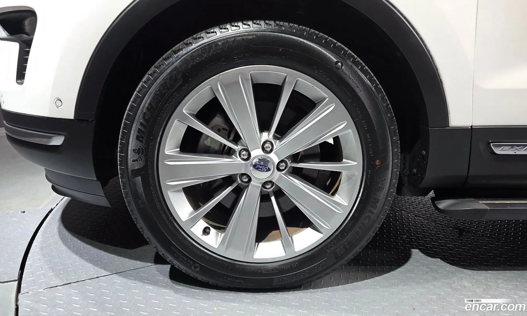 Ford Explorer 2018 1FM5K8FH0JGA49442 — 8