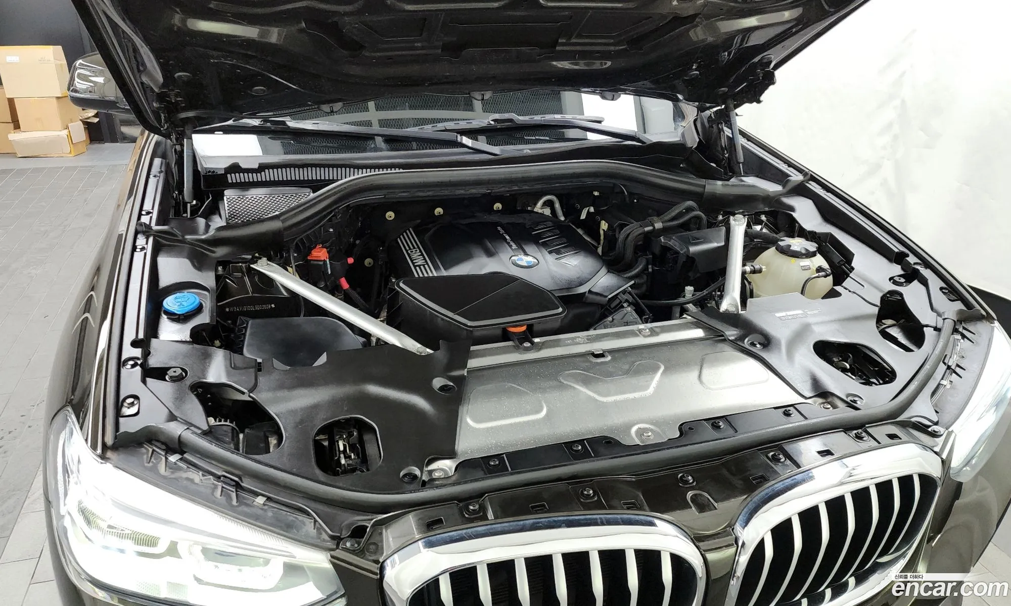 BMW X4 2020 WBAVJ9100L9D03608 — 5