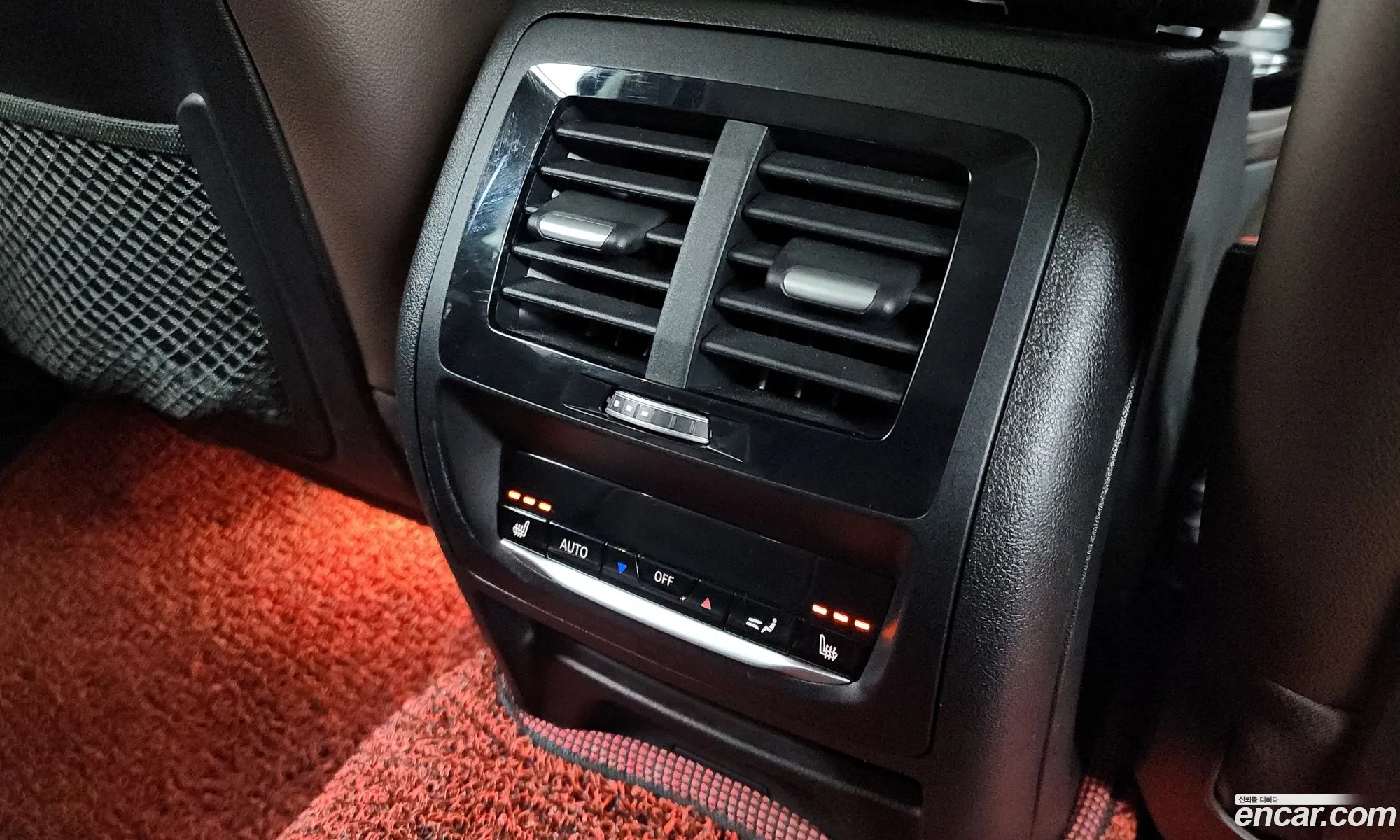 BMW X4 2020 WBAVJ9100L9D03608 — 14