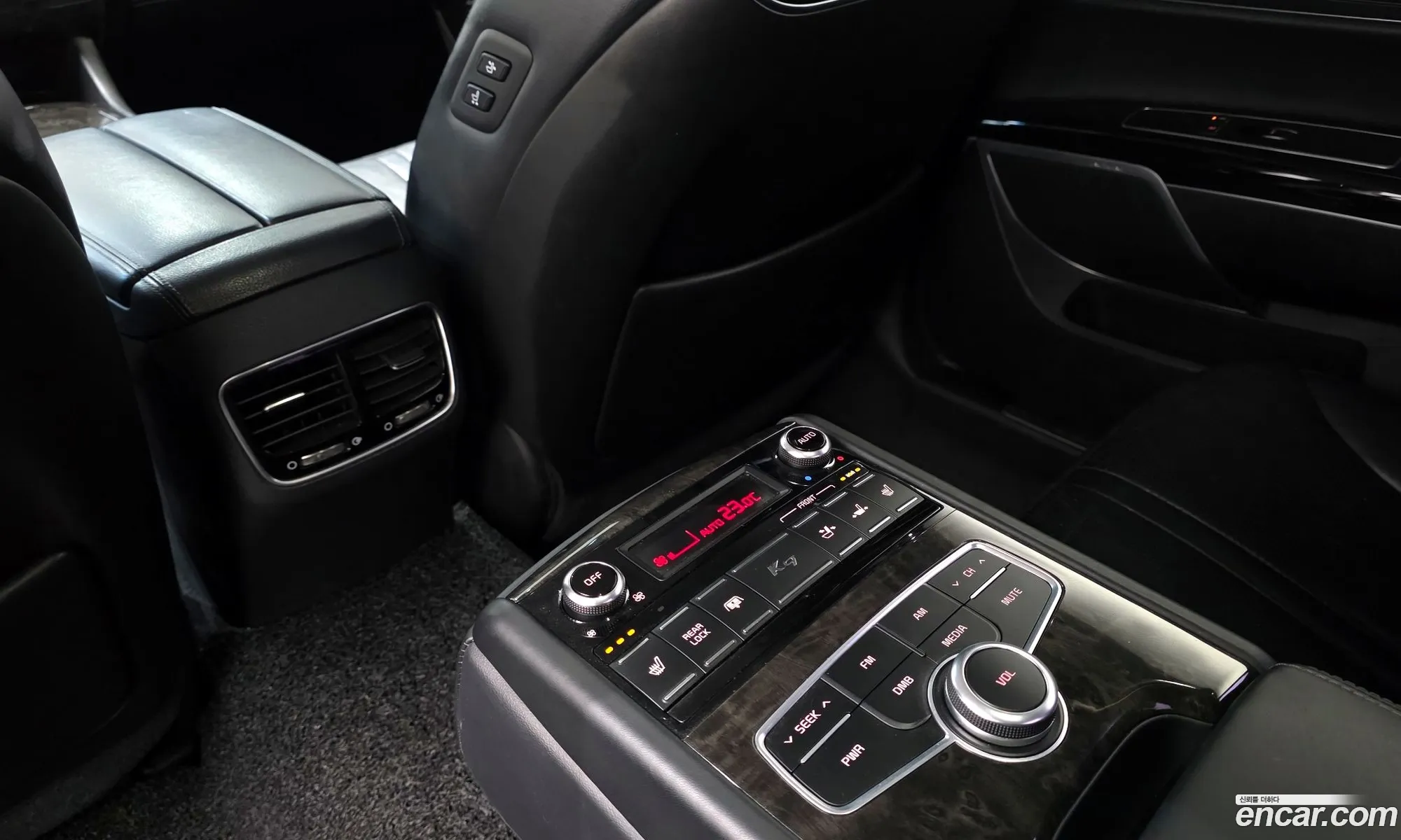 Kia K9 2015 — 16
