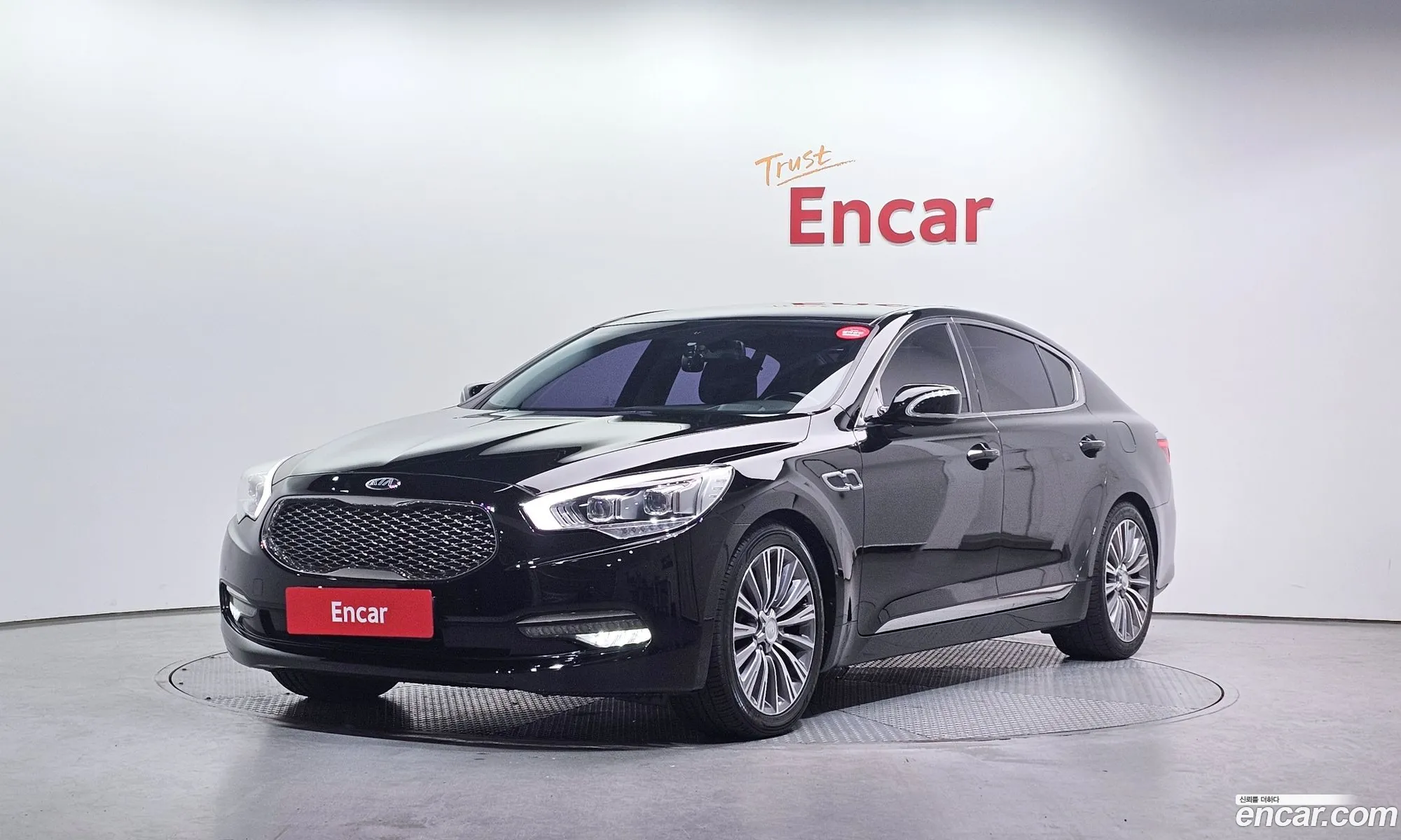 Kia K9 2015 — 13