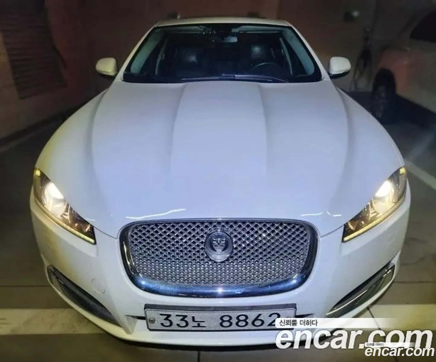 Jaguar XF 2012 — 9