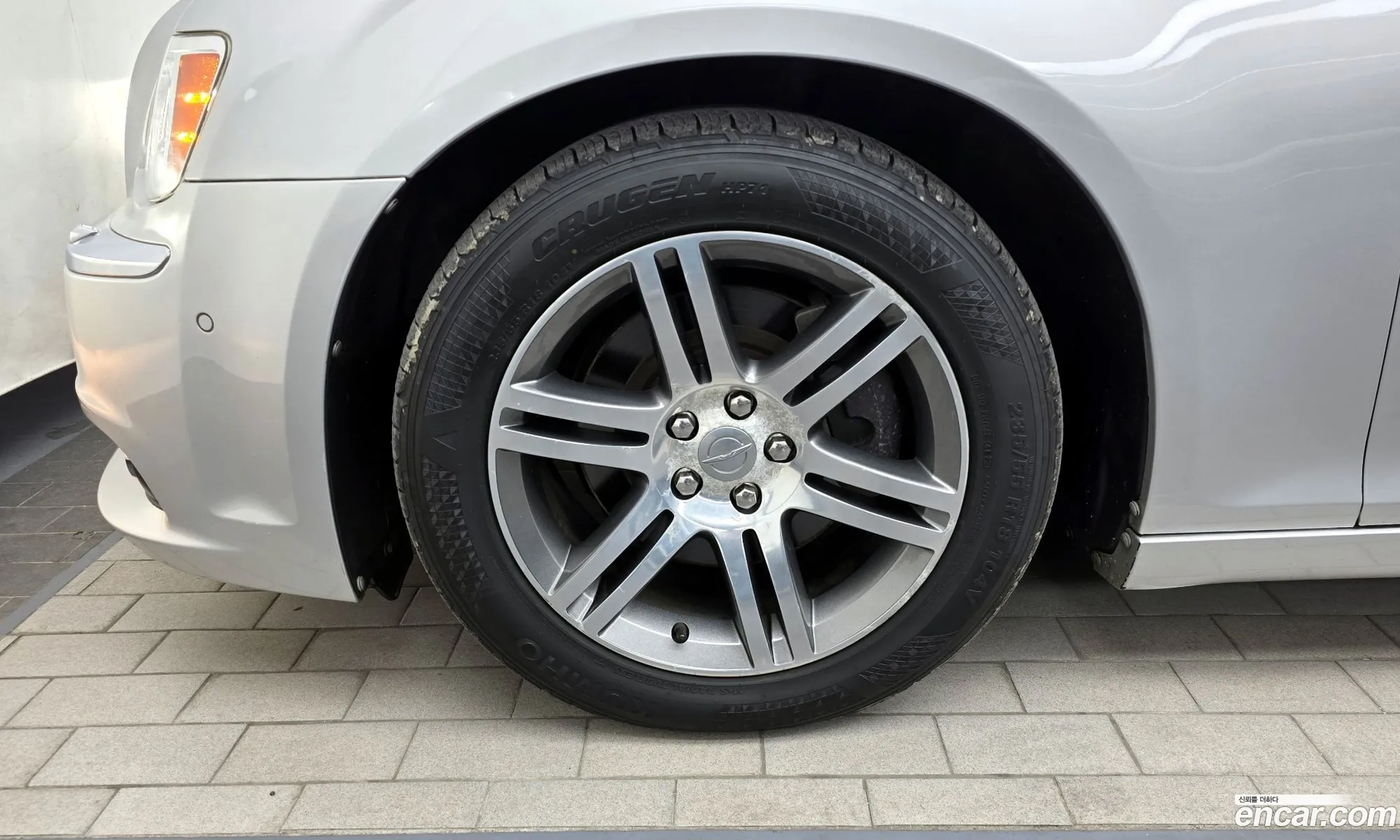 Chrysler 300C 2012 2C3CCACM7CH307341 — 7