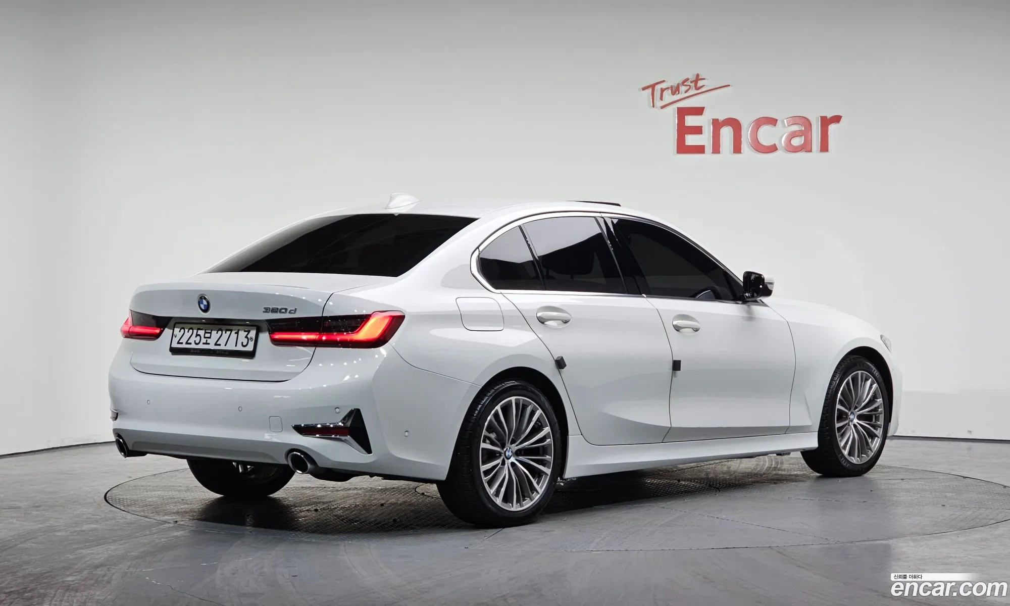 BMW 3 Series 2019 — 5