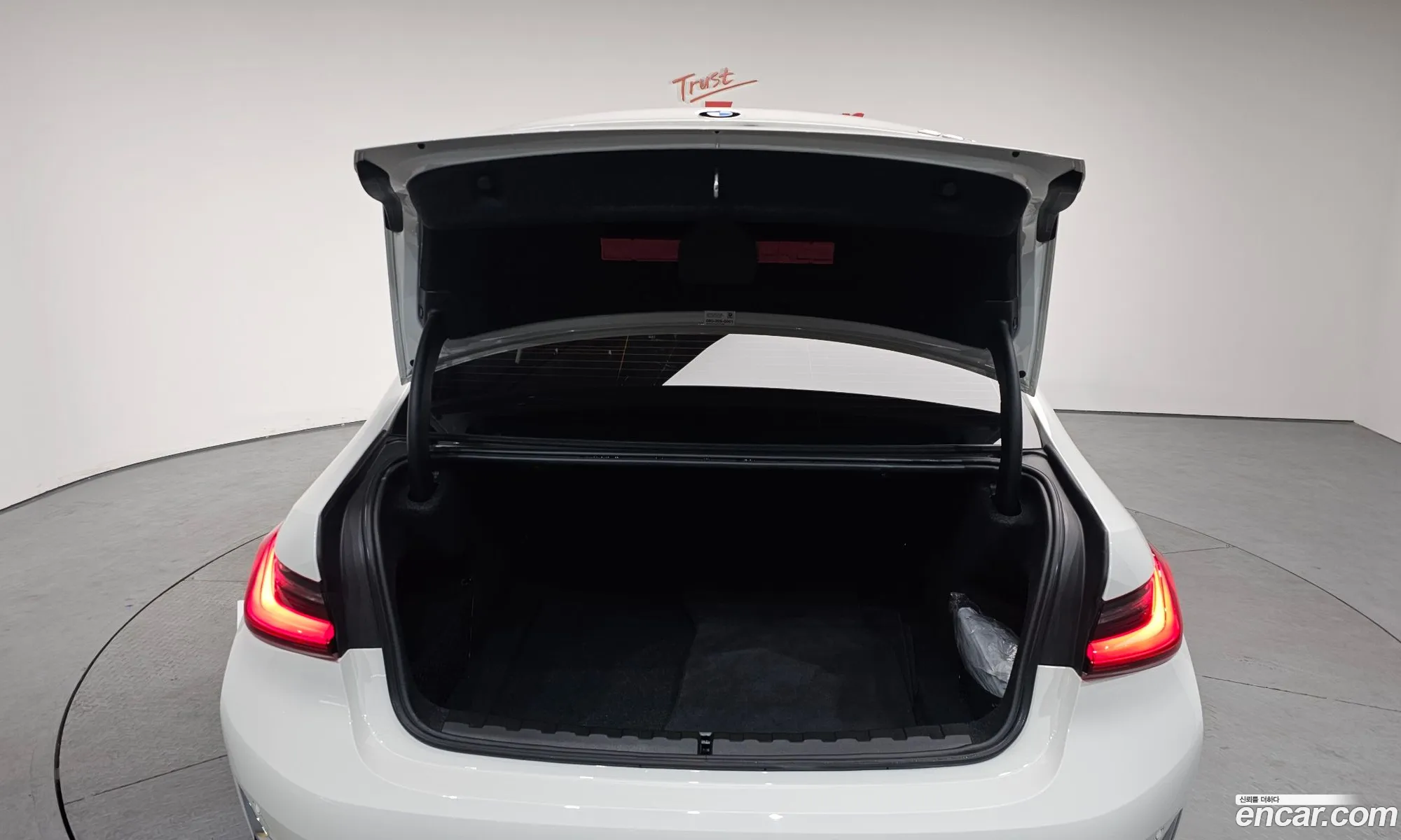 BMW 3 Series 2019 — 13