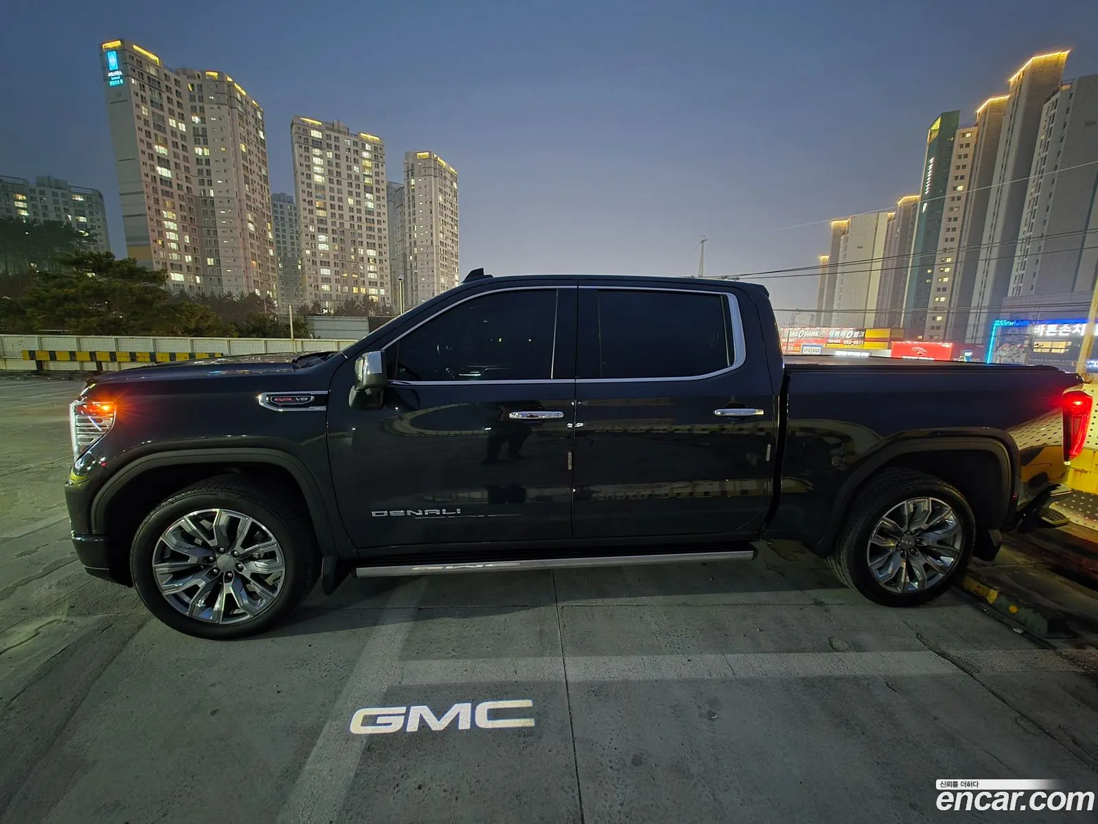 GMC Sierra 2023 — 15