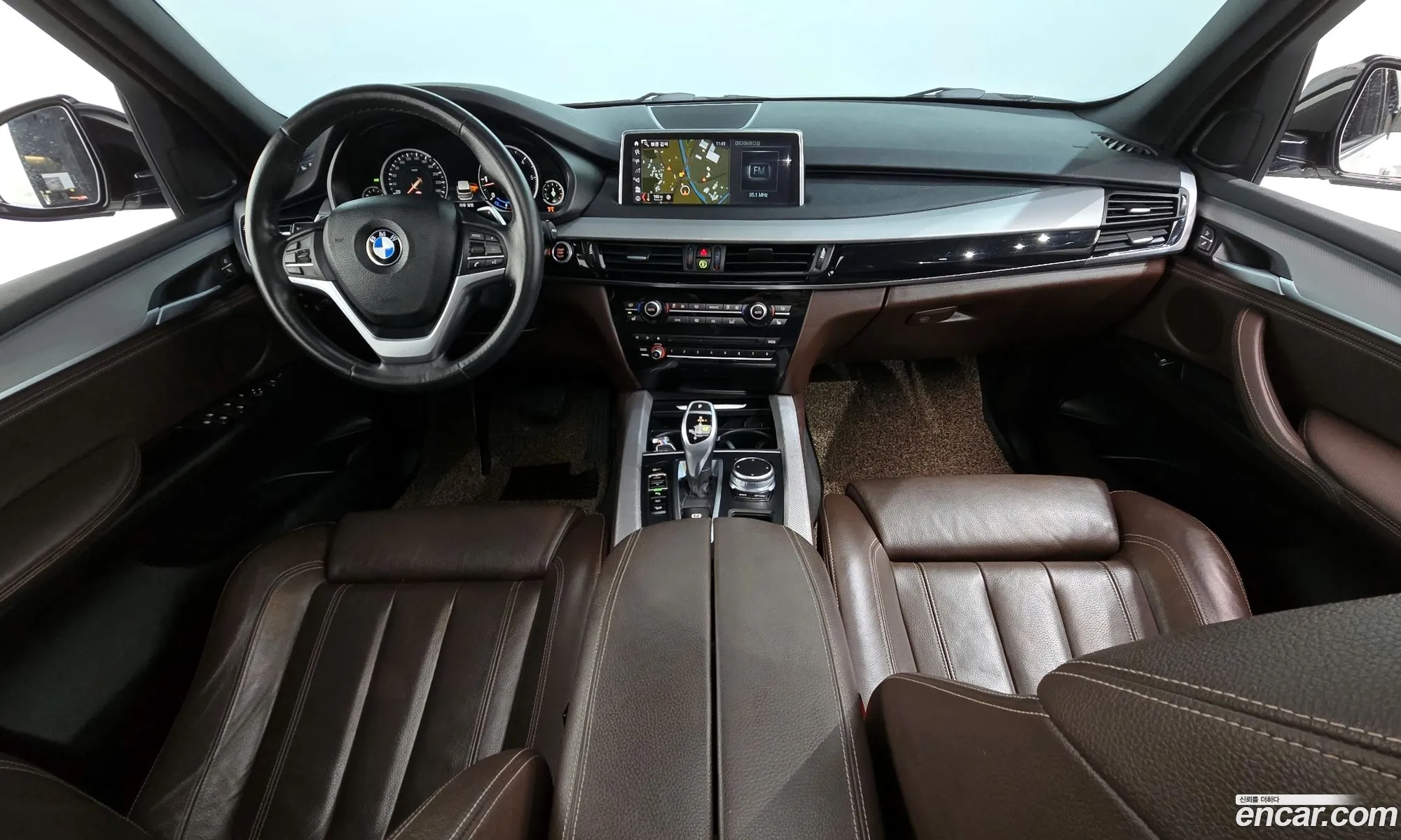 BMW X5 2018 — 19
