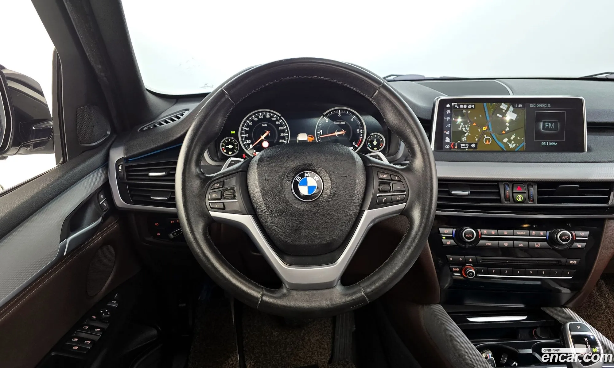 BMW X5 2018 — 2