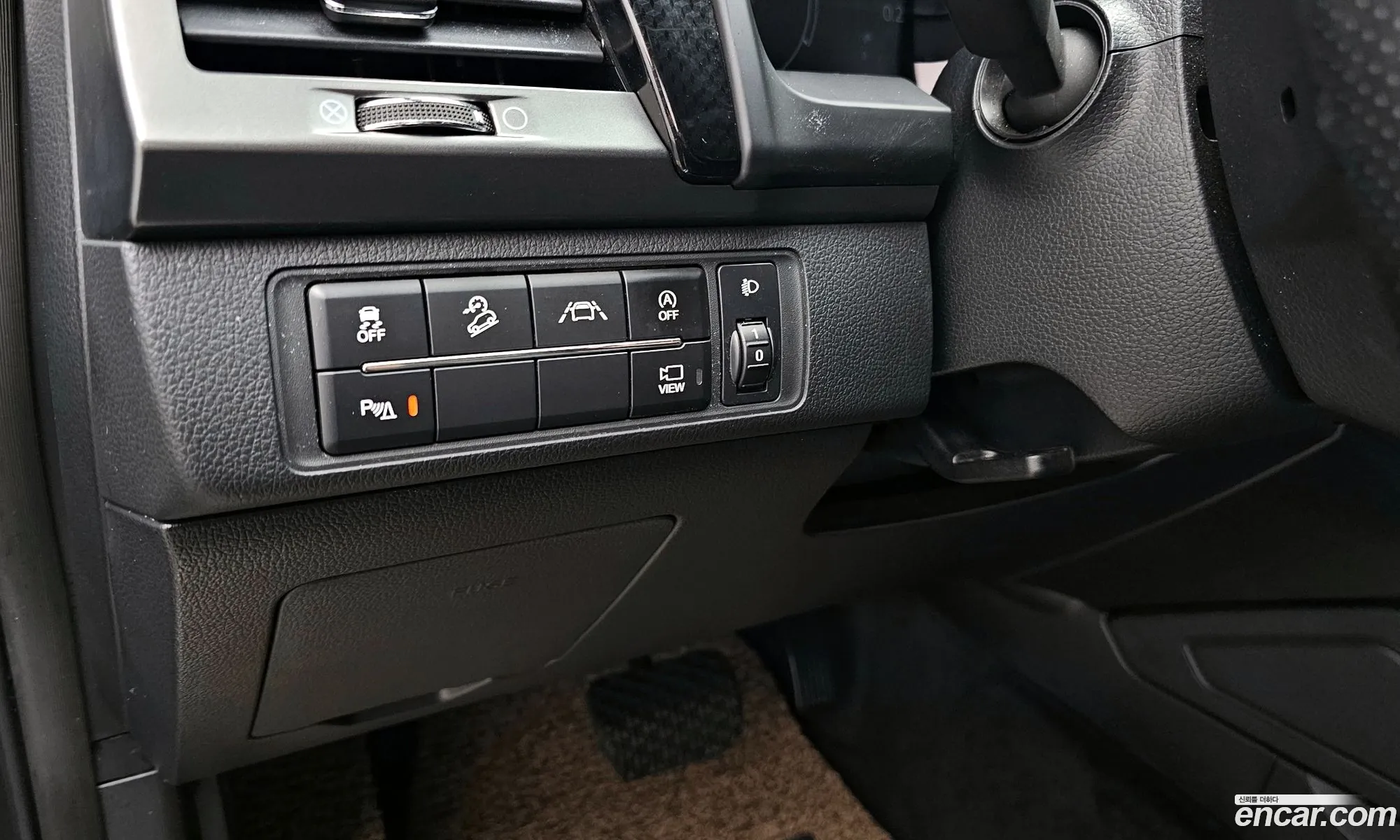 KG Mobility (SsangYong) Rexton Sports Khan 2022 — 16