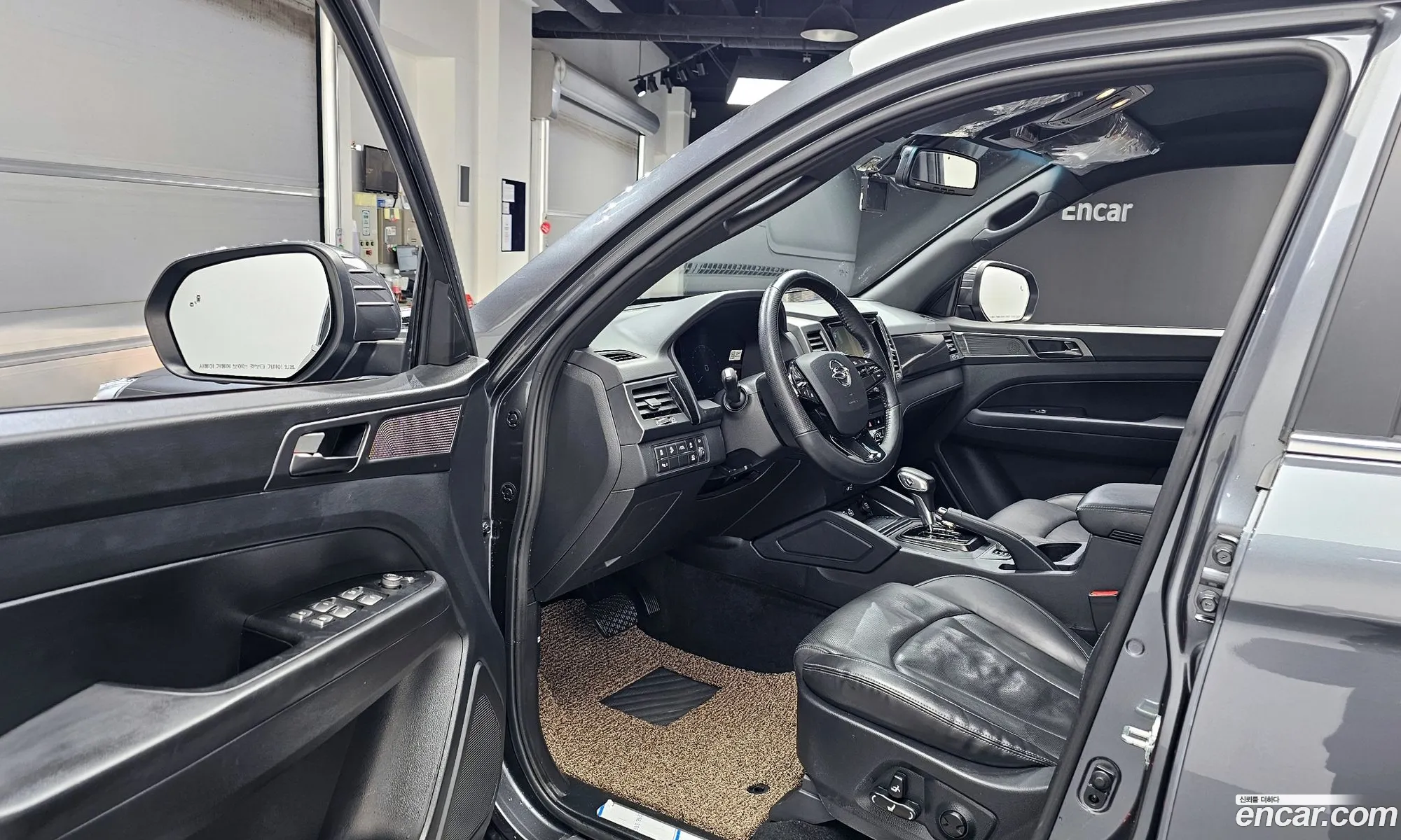 KG Mobility (SsangYong) Rexton Sports Khan 2022 — 5