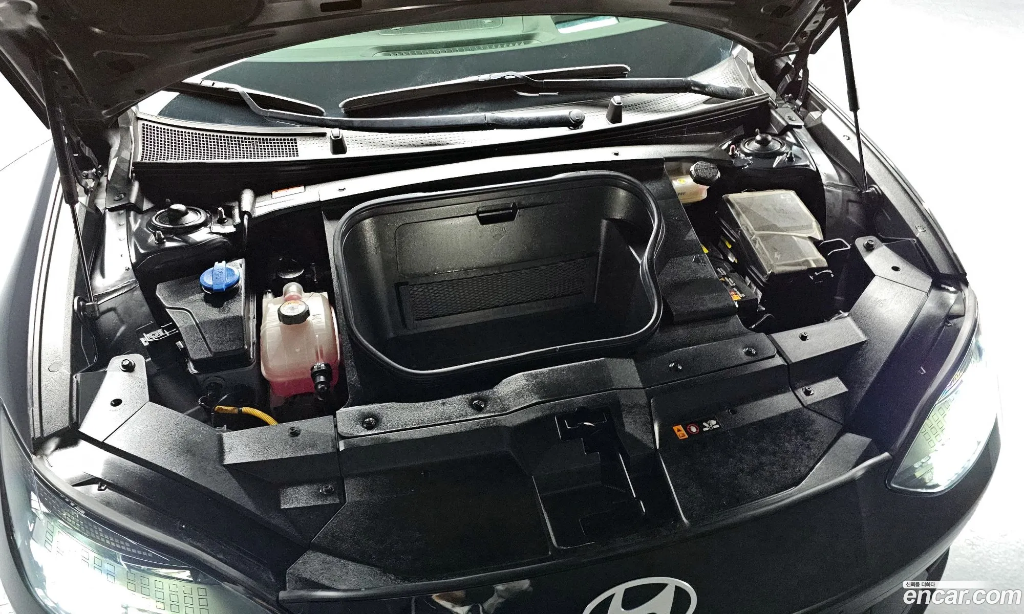 Hyundai Ioniq 6 2022 — 6