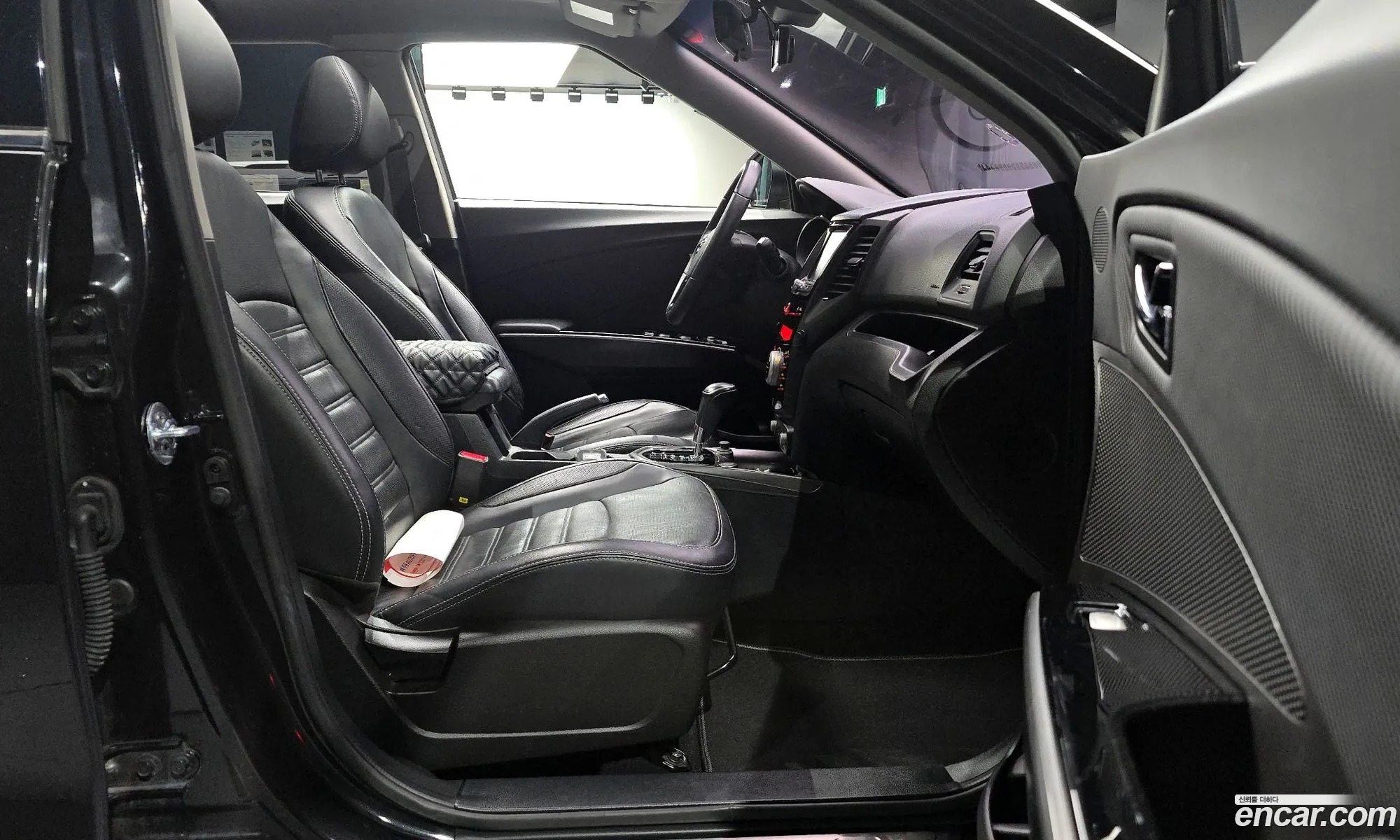 KG Mobility (SsangYong) Tivoli Air 2016 — 9