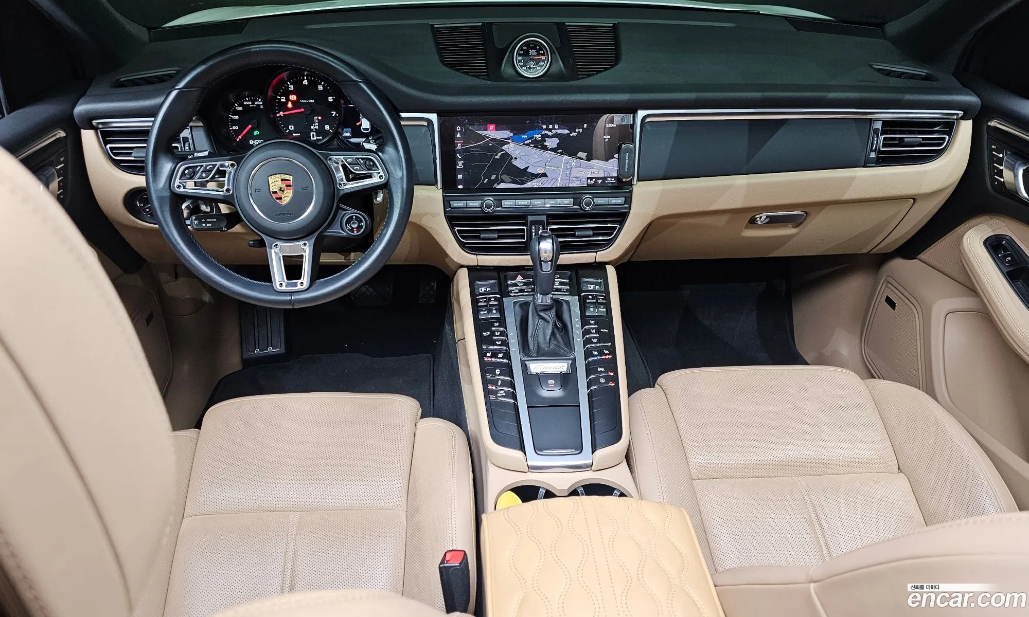 Porsche Macan 2021 WP1AA2957MLB27858 — 3