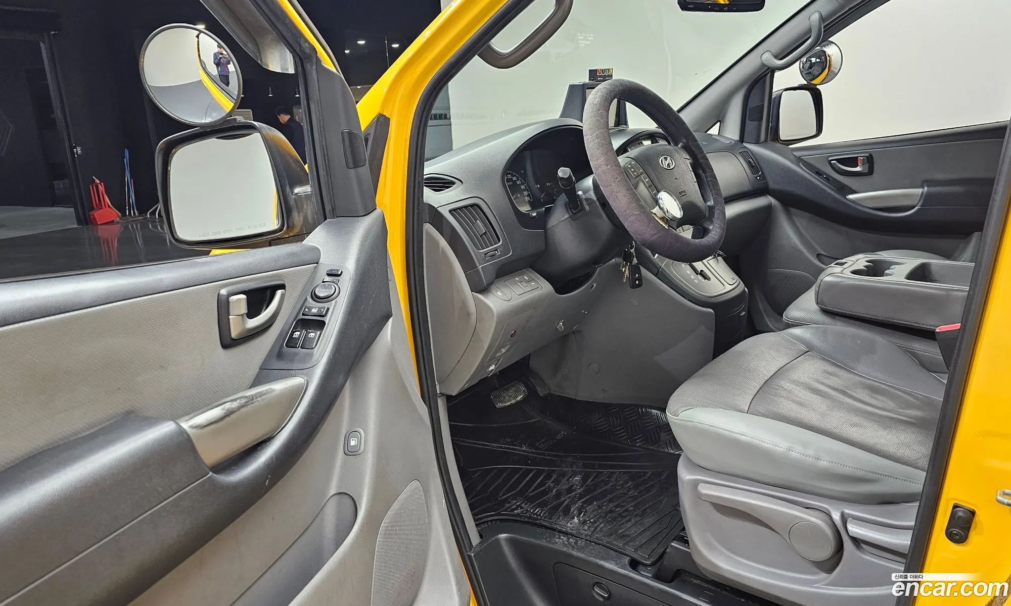 Hyundai Grand Starex 2013 — 3