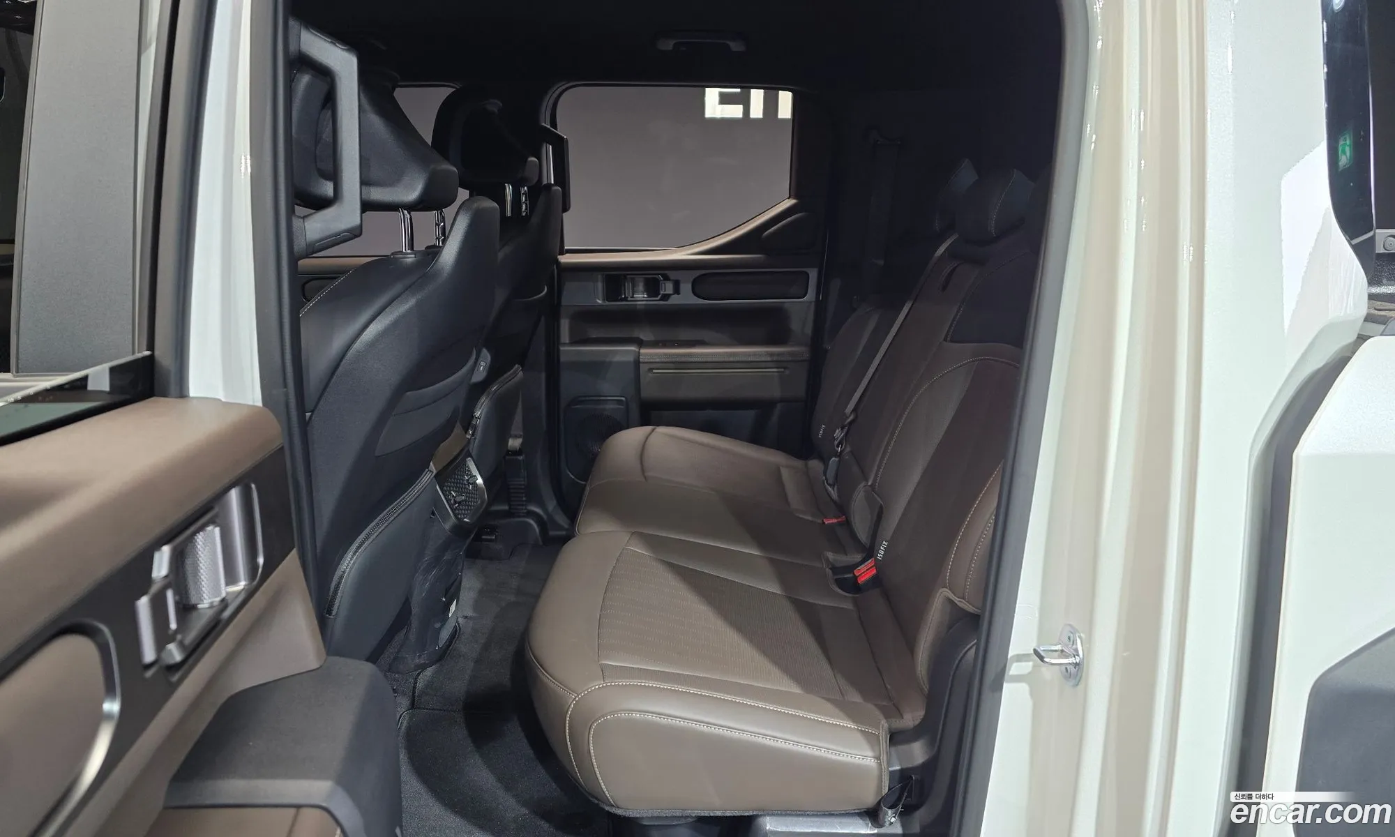 Kia Tasman 2025 — 15