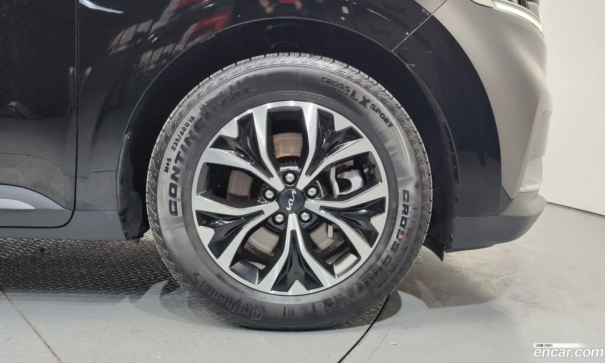 Kia Carnival 2023 — 16