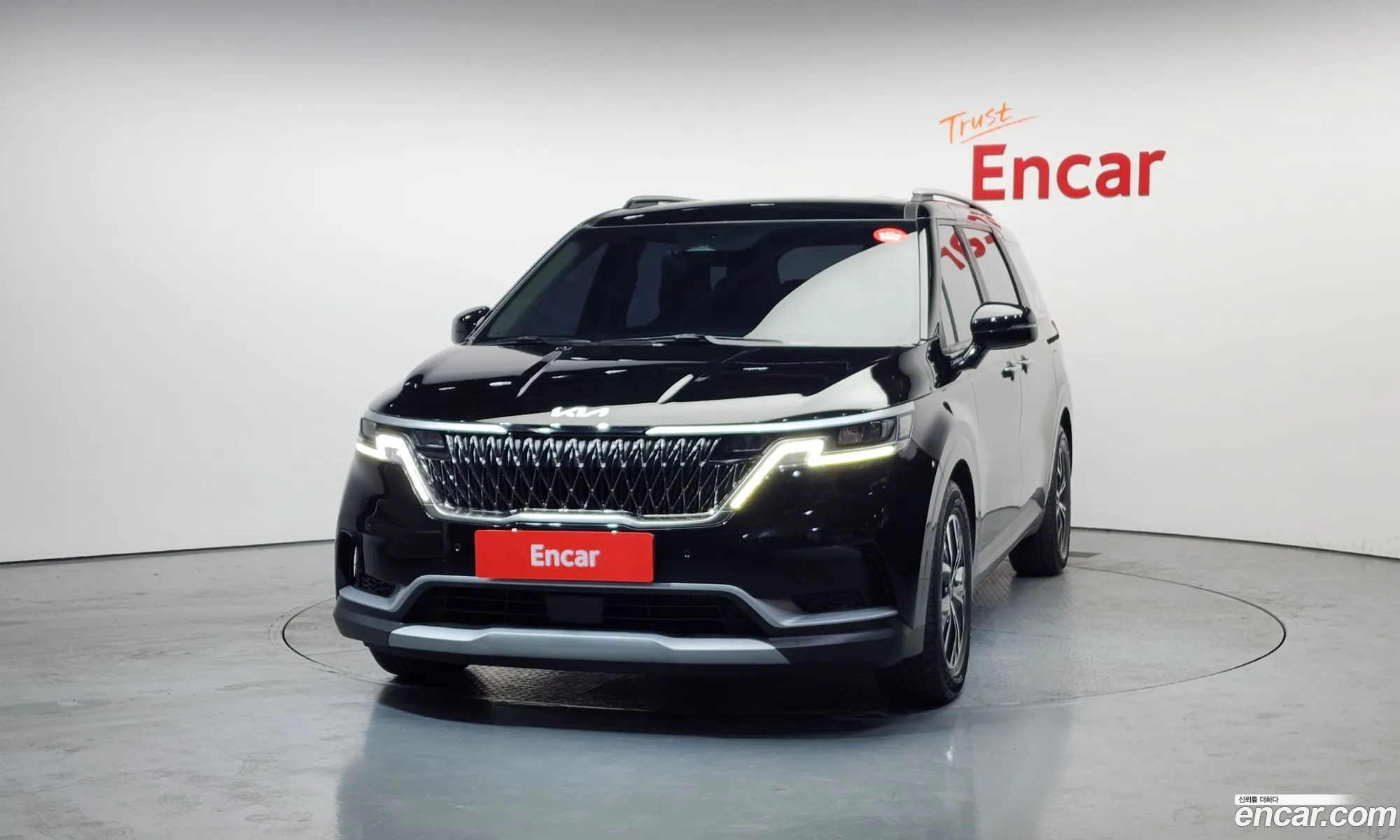 Kia Carnival 2023 — 11