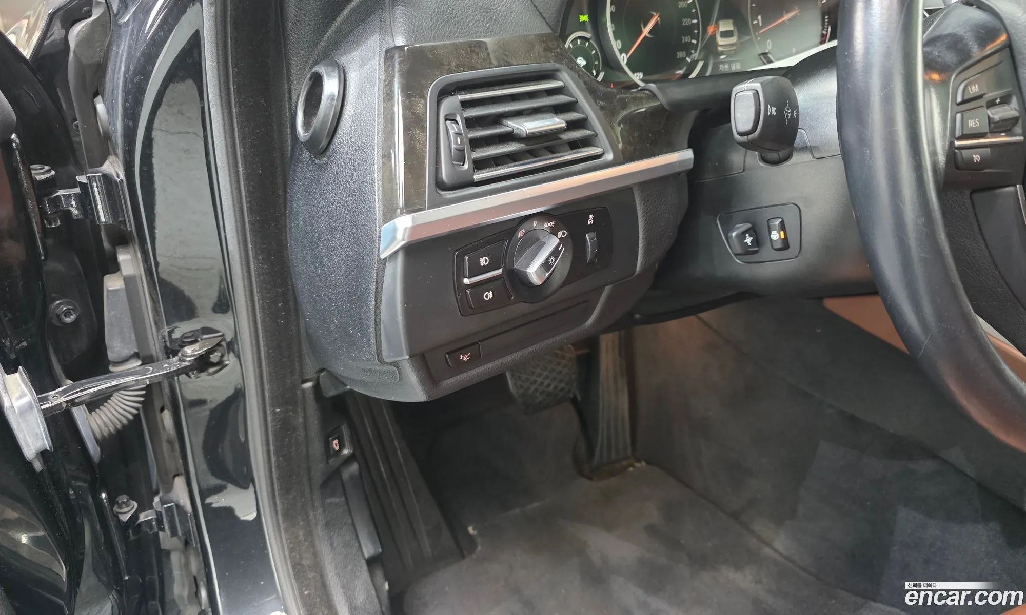 BMW 6 Series 2015 WBA6A0108FD592591 — 2