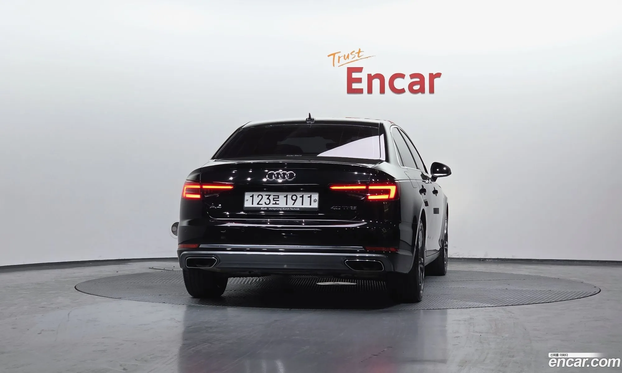 Audi A4 2019 WAUZZZF44KA123385 — 8