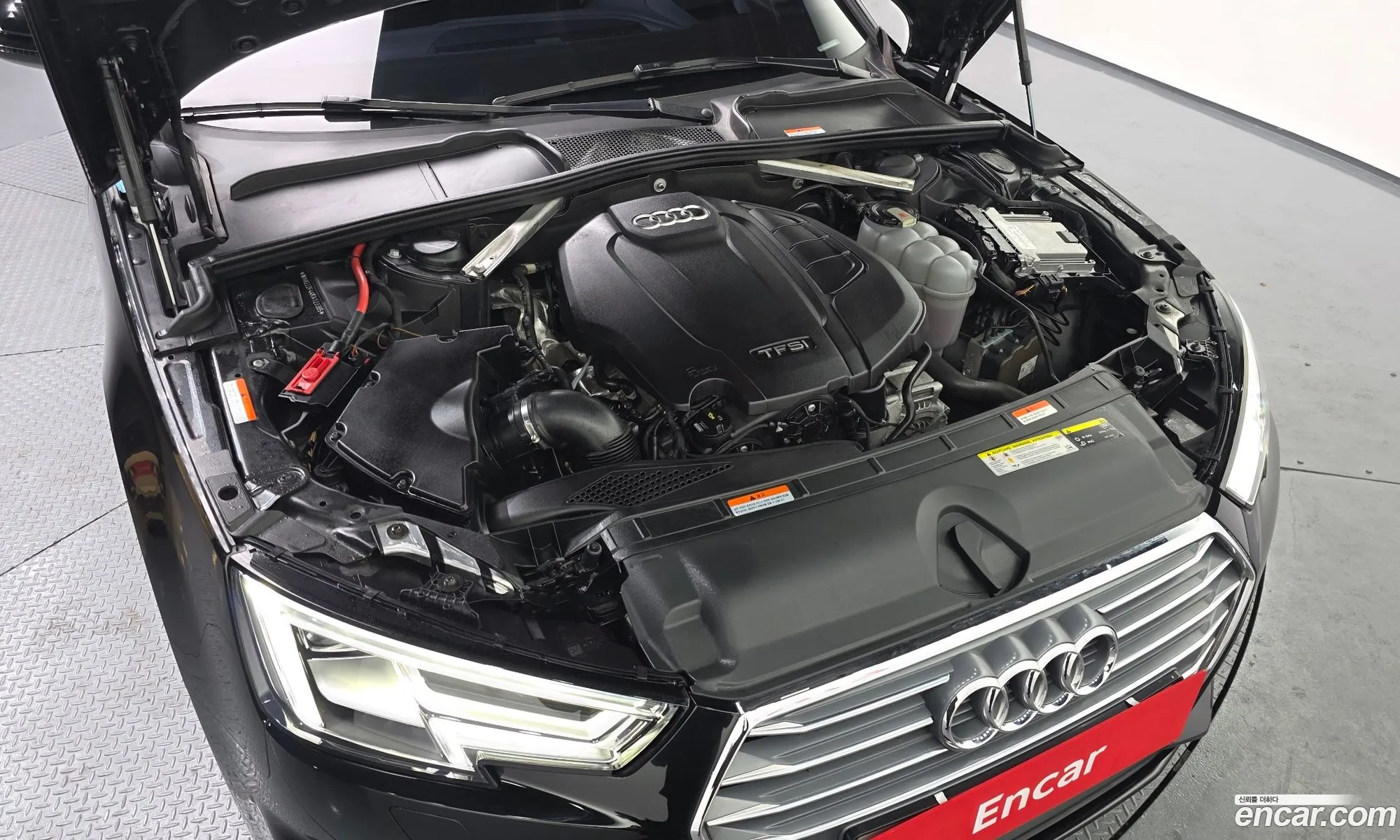 Audi A4 2019 WAUZZZF44KA123385 — 17