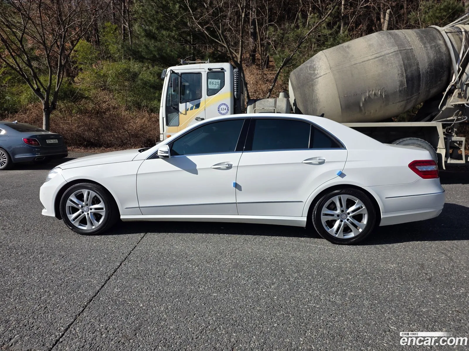 Mercedes-Benz E-Class W212 2013 — 16