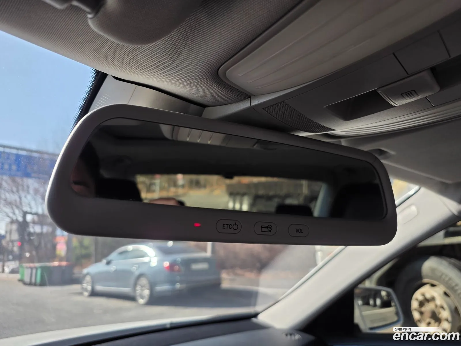 Mercedes-Benz E-Class W212 2013 — 19