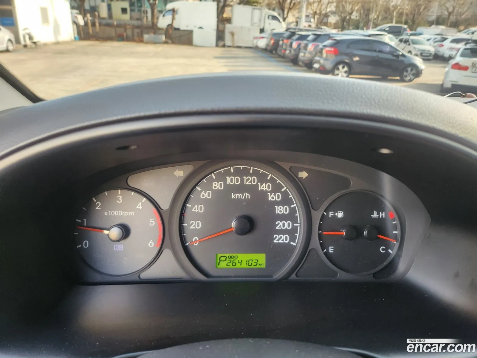 Hyundai Grand Starex 2012 — 13