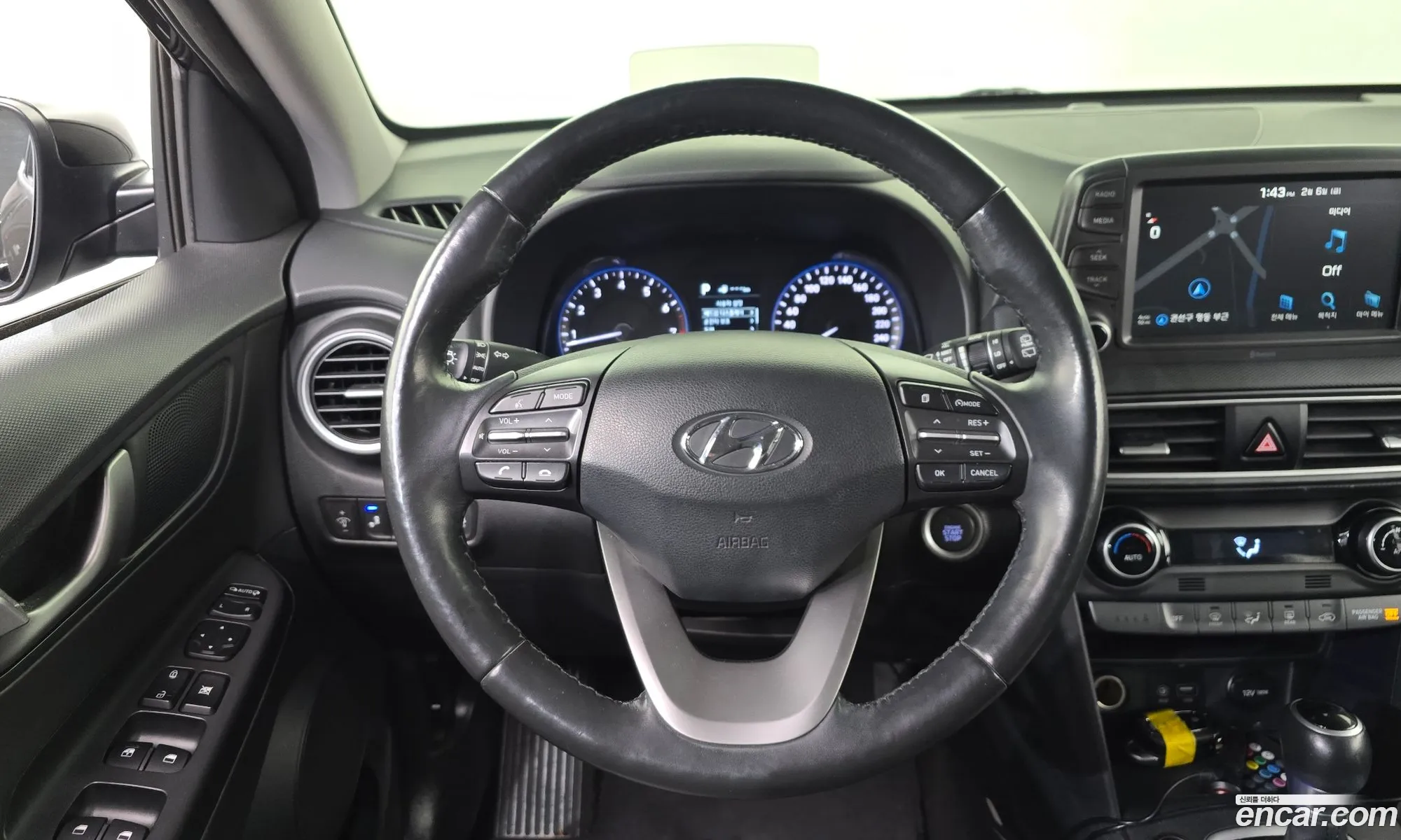 Hyundai Kona 2017 — 10