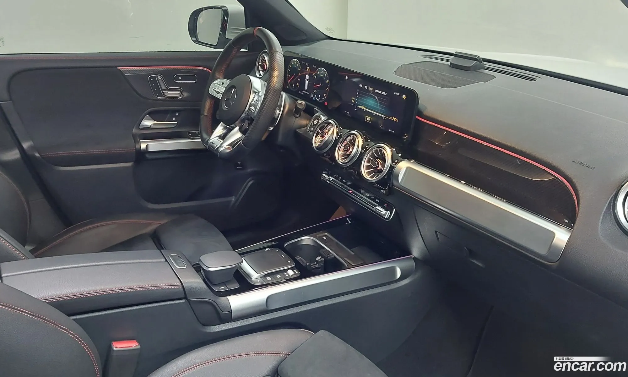Mercedes-Benz GLB-Class X247 2022 — 11