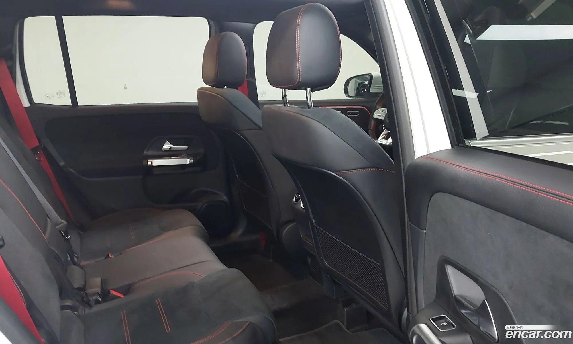 Mercedes-Benz GLB-Class X247 2022 — 13