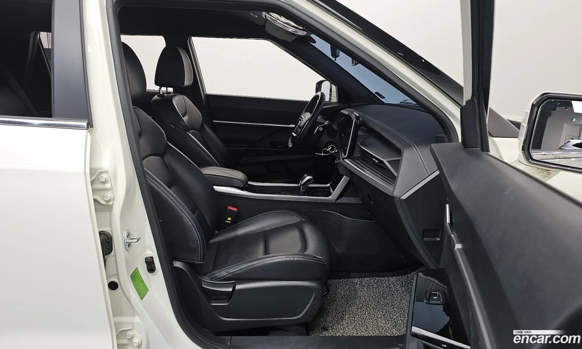 KG Mobility (SsangYong) Torres 2022 — 6