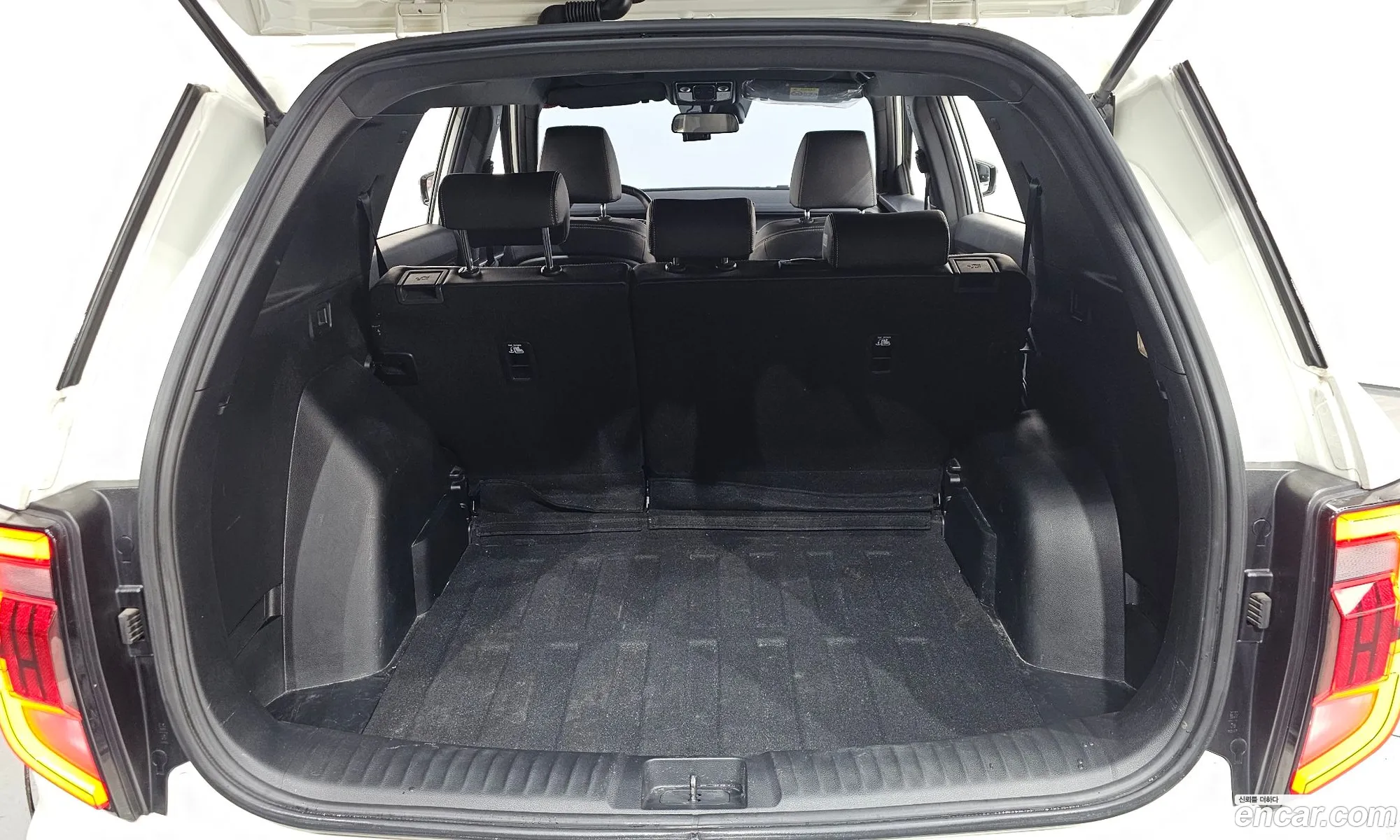 KG Mobility (SsangYong) Torres 2022 — 10